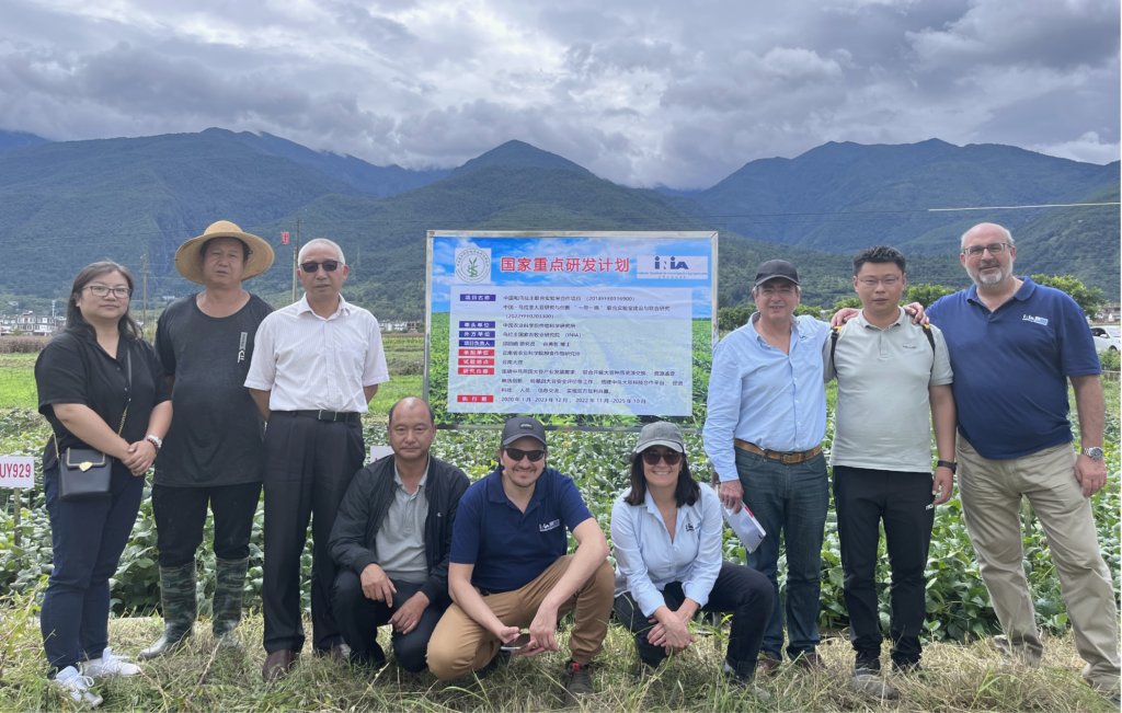 我会参加中乌大豆品种选育合作考察与交流学习